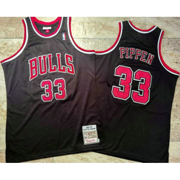 Men's Chicago Bulls #33 Scottie Pippen 1997-98 Black Hardwood Classics Soul AU Throwback Jersey